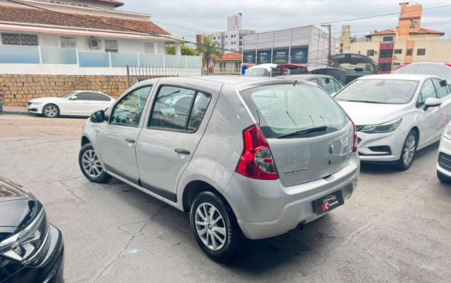 imagem-https://www.socarrao.com.br/sc-vehicle-images-prod/3415237/1787600971432-gb-cee6544.jpeg