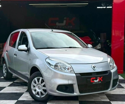 Renault Sandero 2012 Prata — foto 1 de 3