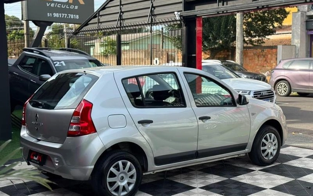 imagem-https://www.socarrao.com.br/sc-vehicle-images-prod/3415258/1787600522879-8411798_4_B_ad760eb76f.jpeg