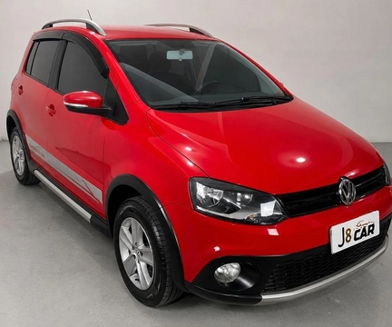 Volkswagen Crossfox 2011 Vermelho — foto 1 de 3
