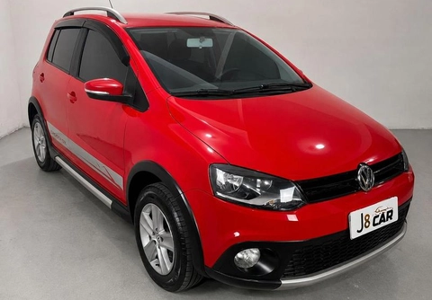 Volkswagen Crossfox 2011 Vermelho — foto 1 de 3