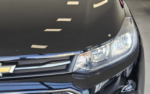 imagem-https://www.socarrao.com.br/sc-vehicle-images-prod/3415293/1787600710372-zGMeg0jqZD0fFgXJujYUvS4jcDe6eyiN.jpg