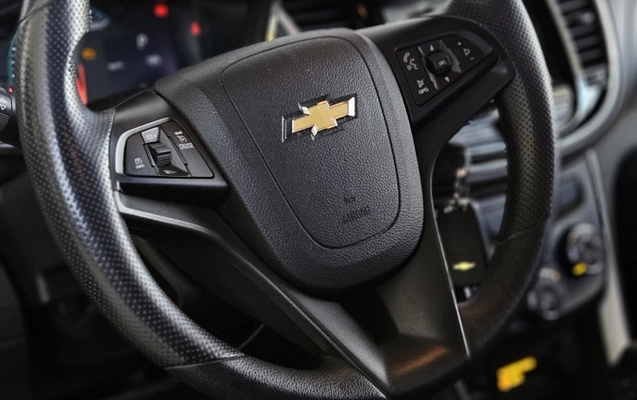 imagem-https://www.socarrao.com.br/sc-vehicle-images-prod/3415293/1787600710373-NVG7GwSa6iDwlIZ39GXtItZgcgglRear.jpg