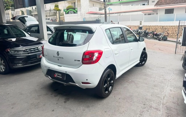 imagem-https://www.socarrao.com.br/sc-vehicle-images-prod/3415299/1788010182727-gb-333a889.jpeg