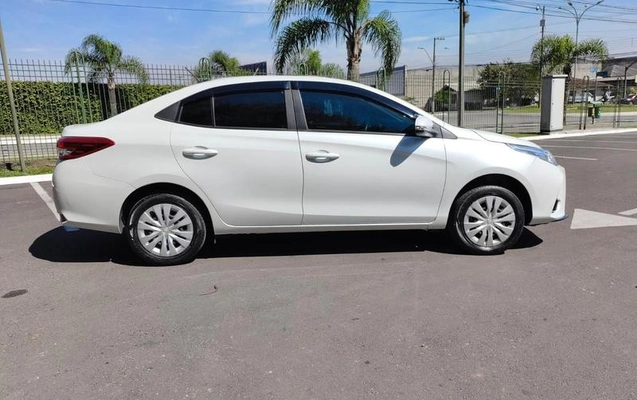 imagem-https://www.socarrao.com.br/sc-vehicle-images-prod/3415363/1787601135585-8411168_11_B_9b103ebf41.jpeg