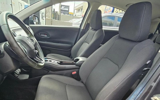 imagem-https://www.socarrao.com.br/sc-vehicle-images-prod/3415471/1789228352330-8275717_6_B_a7ba2d11d9.jpeg