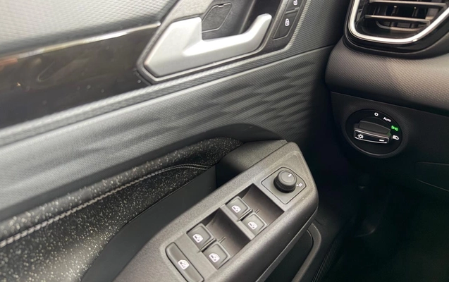 imagem-https://www.socarrao.com.br/sc-vehicle-images-prod/3415516/1787601657523-MjEuanBlZw.jpeg