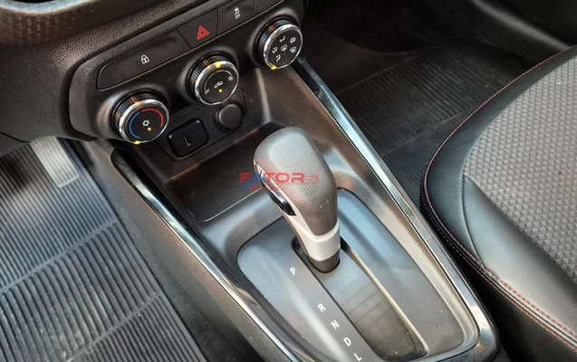 imagem-https://www.socarrao.com.br/sc-vehicle-images-prod/3415640/1787601921922-5a71a24e76aa4eddb5b76adb6d5eda37_1787601268491.jpg