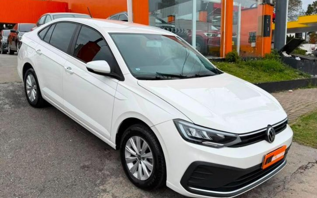 imagem-https://www.socarrao.com.br/sc-vehicle-images-prod/3415740/1787602143326-RkNfMzkzOV84MzA2OTk0XzE0X1ZfMjQ0M2IyYTZiOS5qcGVn.jpeg