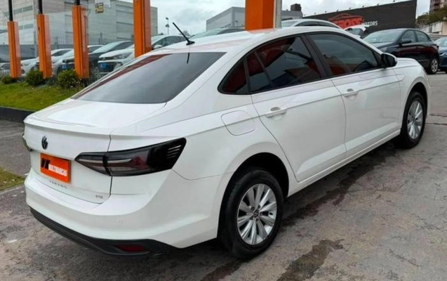 imagem-https://www.socarrao.com.br/sc-vehicle-images-prod/3415740/1787602143437-RkNfMzkzOV84MzA2OTk0XzExX1ZfN2Q3MTA0ZWIyYi5qcGVn.jpeg
