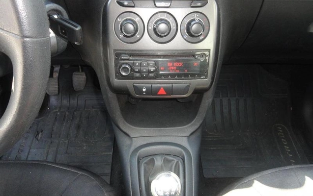 imagem-https://www.socarrao.com.br/sc-vehicle-images-prod/3415763/1792516917712-8411577_7_B_617c7dafec.jpeg