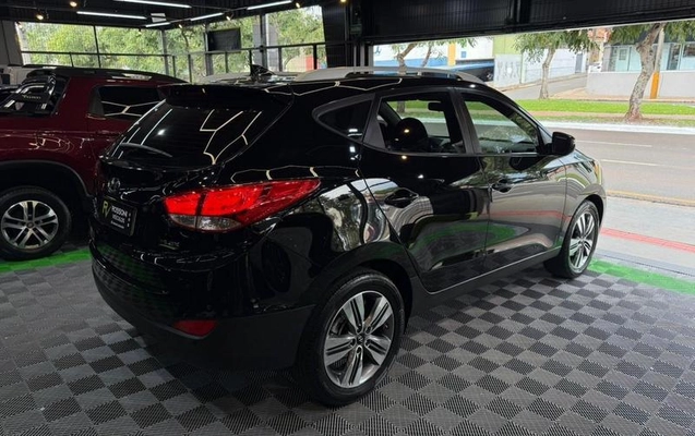 imagem-https://www.socarrao.com.br/sc-vehicle-images-prod/3415825/1788621462647-8411862_7_B_df9859f60e.jpeg