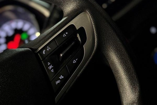 imagem-https://www.socarrao.com.br/sc-vehicle-images-prod/3415888/1787684755620-8223002_14_B_9fa8bd28d0.jpeg