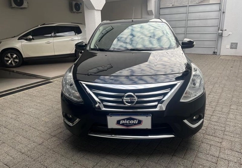 Nissan VERSA 2017 Preto — foto 1 de 3