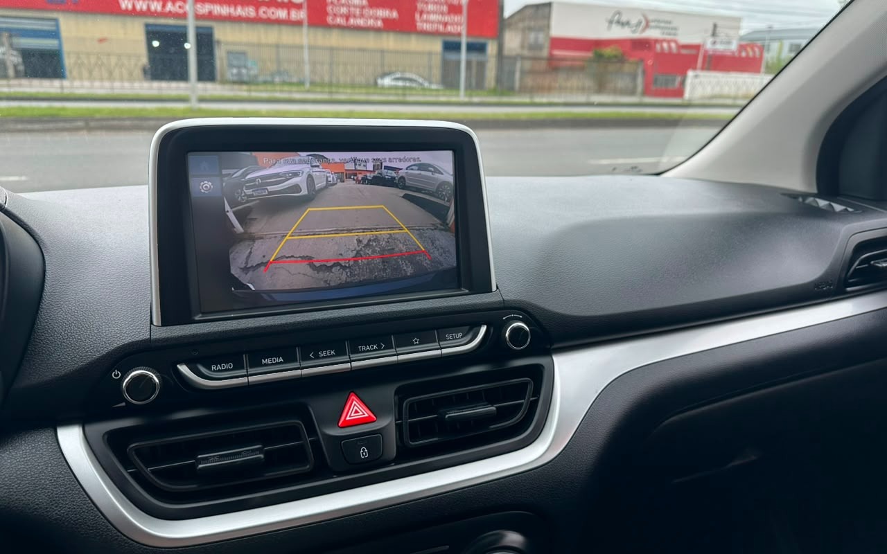 imagem-https://www.socarrao.com.br/sc-vehicle-images-prod/3415940/1787602879749-V2hhdHNBcHAgSW1hZ2UgMjAyNi0wOC0yNCBhdCAxMi4wMS40NiAoMSkuanBlZw.jpeg