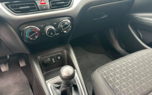 imagem-https://www.socarrao.com.br/sc-vehicle-images-prod/3415940/1787602879931-V2hhdHNBcHAgSW1hZ2UgMjAyNi0wOC0yNCBhdCAxMi4wMS40NSAoMikuanBlZw.jpeg