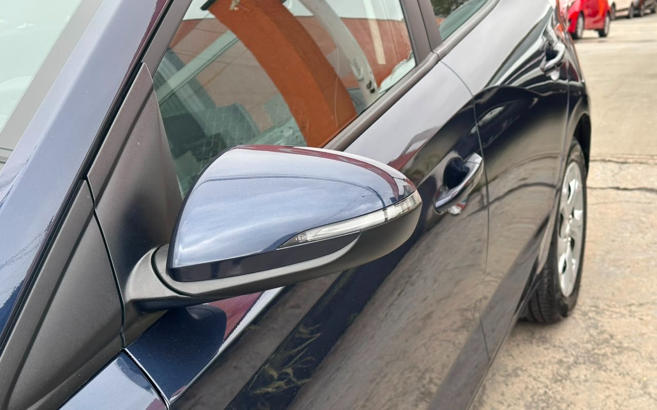 imagem-https://www.socarrao.com.br/sc-vehicle-images-prod/3415940/1787602881215-V2hhdHNBcHAgSW1hZ2UgMjAyNi0wOC0yNCBhdCAxMi4wMS40MiAoMikuanBlZw.jpeg
