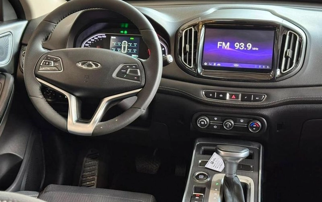 imagem-https://www.socarrao.com.br/sc-vehicle-images-prod/3416228/1788618178979-8372896_12_B_963cf7dfec.jpeg
