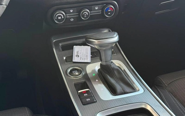 imagem-https://www.socarrao.com.br/sc-vehicle-images-prod/3416228/1788618178981-8372896_11_B_15290df057.jpeg
