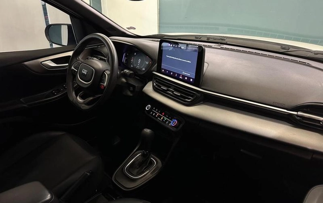 imagem-https://www.socarrao.com.br/sc-vehicle-images-prod/3416234/1789239679321-8394718_13_B_24f0ff3703.jpeg