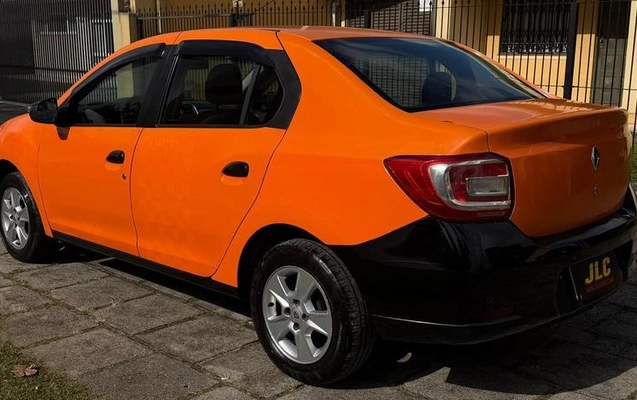 imagem-https://www.socarrao.com.br/sc-vehicle-images-prod/3416264/1789580897092-7931026_7_B_3e29d89b5e.jpeg