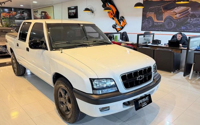imagem-https://www.socarrao.com.br/sc-vehicle-images-prod/3416340/1789494051800-8412107_2_B_933b76b92d.jpeg