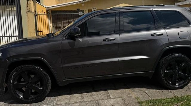 imagem-https://www.socarrao.com.br/sc-vehicle-images-prod/3416501/1789580908289-8404515_9_B_4adf066fed.jpeg