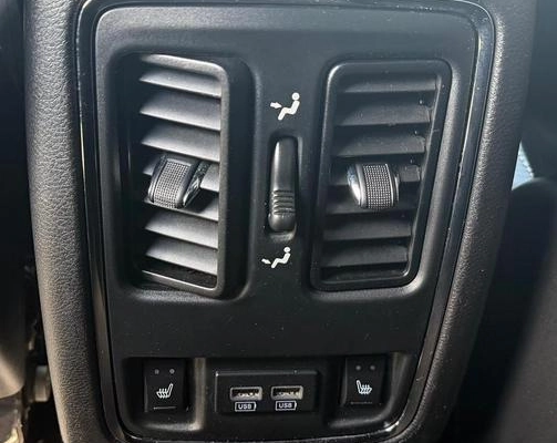 imagem-https://www.socarrao.com.br/sc-vehicle-images-prod/3416501/1789580908296-8404515_15_B_2ab9262fbd.jpeg