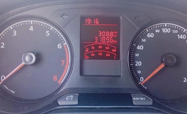 imagem-https://www.socarrao.com.br/sc-vehicle-images-prod/3416534/1789580914027-8410210_8_B_60cf317b47.jpeg
