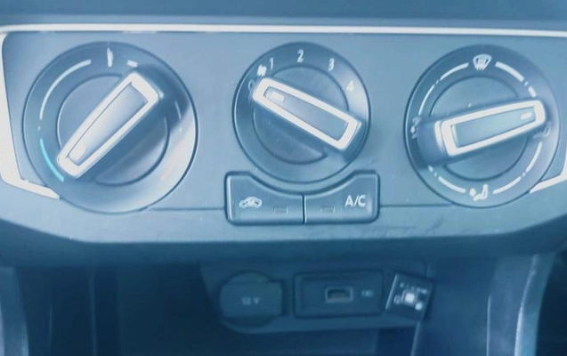 imagem-https://www.socarrao.com.br/sc-vehicle-images-prod/3416534/1789580914028-8410210_6_B_12a0428503.jpeg