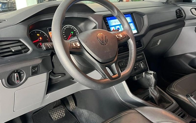 imagem-https://www.socarrao.com.br/sc-vehicle-images-prod/3416562/1788701624831-8410195_13_B_46f9c3b05d.jpeg