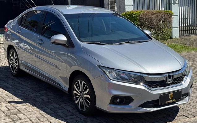 imagem-https://www.socarrao.com.br/sc-vehicle-images-prod/3416564/1789152046756-8297168_2_B_d6d9afc6ed.jpeg