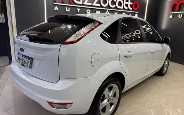 imagem-https://www.socarrao.com.br/sc-vehicle-images-prod/3416566/1787604219718-003_a69c2bb3f831c81d00d24981afc7fb6f.jpeg