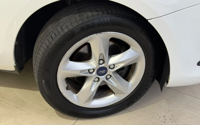 imagem-https://www.socarrao.com.br/sc-vehicle-images-prod/3416566/1787604219725-003_625d1975d4bfdc644c07c3255cd22516.jpeg
