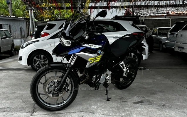 imagem-https://www.socarrao.com.br/sc-vehicle-images-prod/3416807/1787604988678-913d497b6fa11fd5650ba335622bb6c0_big.jpeg