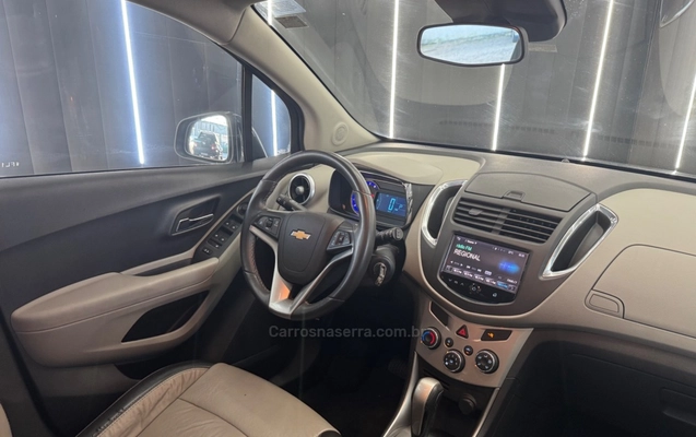imagem-https://www.socarrao.com.br/sc-vehicle-images-prod/3416827/1787604998101-1e1ecec37cbbedf894feeb49e3be6125_big.jpeg