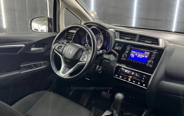 imagem-https://www.socarrao.com.br/sc-vehicle-images-prod/3416840/1787605004955-4ef3dc96b795fe9f3f45eef5ceefce9e_big.jpeg