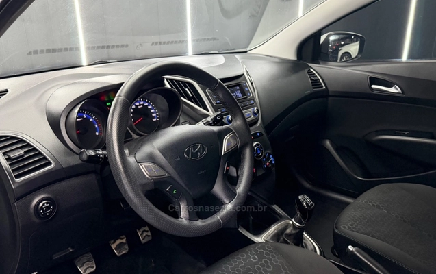 imagem-https://www.socarrao.com.br/sc-vehicle-images-prod/3416842/1787605006698-941ca9acec90ff9551fe402f5e2b86d8_big.jpeg