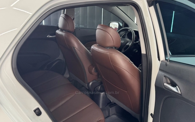 imagem-https://www.socarrao.com.br/sc-vehicle-images-prod/3416848/1787605008896-c8b8053b8fb537dcb427657fd187f09c_big.jpeg