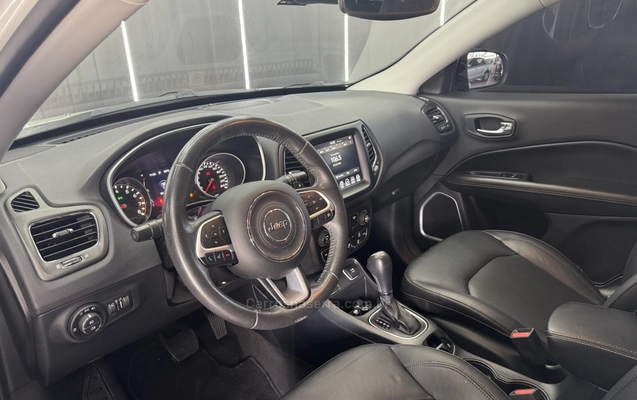 imagem-https://www.socarrao.com.br/sc-vehicle-images-prod/3416854/1787605015020-fac0b403ab40d58de395aa13636c5cff_big.jpeg