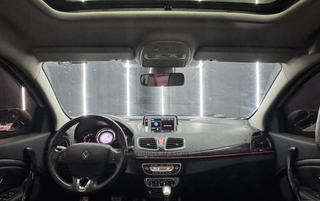 imagem-https://www.socarrao.com.br/sc-vehicle-images-prod/3416860/1787605019903-1639f9aeef57d60a44fbcaf7645e25b0_big.jpeg