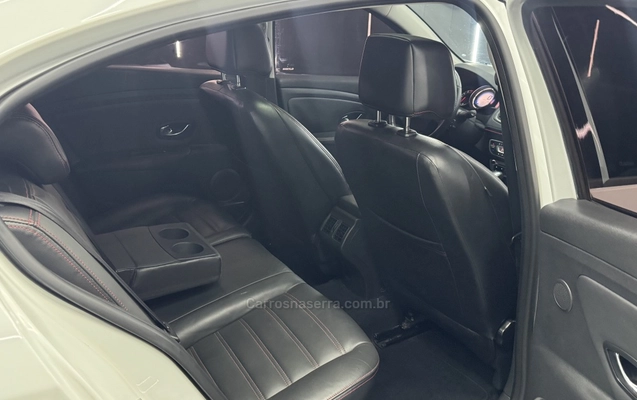 imagem-https://www.socarrao.com.br/sc-vehicle-images-prod/3416860/1787605019904-eaa28279cd1c57986e7db891120a2f22_big.jpeg