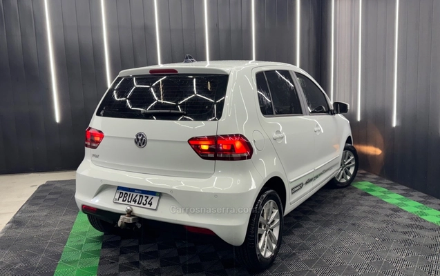 imagem-https://www.socarrao.com.br/sc-vehicle-images-prod/3416869/1787605026739-7ef1b56437ba0c1dccf61863995ce9aa_big.jpeg