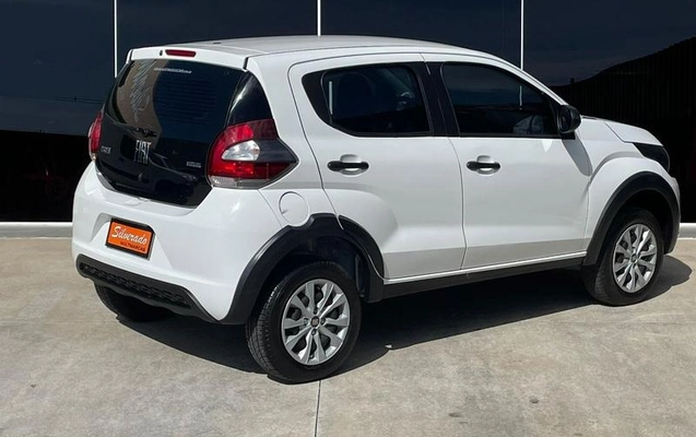 imagem-https://www.socarrao.com.br/sc-vehicle-images-prod/3416962/1787853474826-8197638_1_B_b6f35dd74c.jpeg