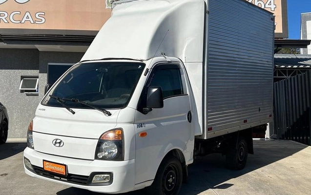 imagem-https://www.socarrao.com.br/sc-vehicle-images-prod/3416974/1787853502396-8277942_9_B_226c4edd21.jpeg