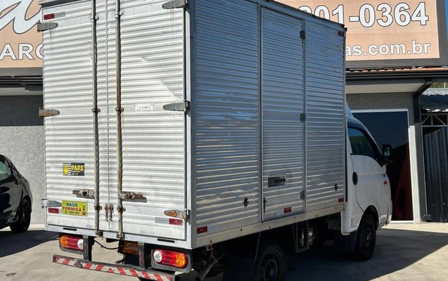 imagem-https://www.socarrao.com.br/sc-vehicle-images-prod/3416974/1787853502410-8277942_8_B_78c657bcac.jpeg