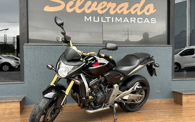 imagem-https://www.socarrao.com.br/sc-vehicle-images-prod/3416988/1787853548233-8369295_4_B_3e47d1b608.jpeg