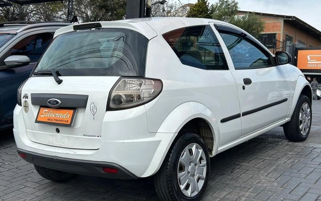 imagem-https://www.socarrao.com.br/sc-vehicle-images-prod/3416990/1787853559536-8372278_7_B_cf2b1e35a1.jpeg