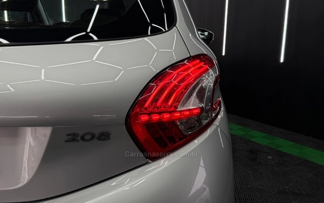 imagem-https://www.socarrao.com.br/sc-vehicle-images-prod/3417011/1787605188100-ae0f8940de432dc7e89033c110c572b8_big.jpeg