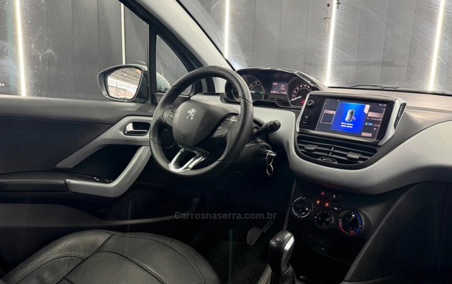 imagem-https://www.socarrao.com.br/sc-vehicle-images-prod/3417011/1787605188104-7e6dfd0aa093255fcc33187a26261e99_big.jpeg